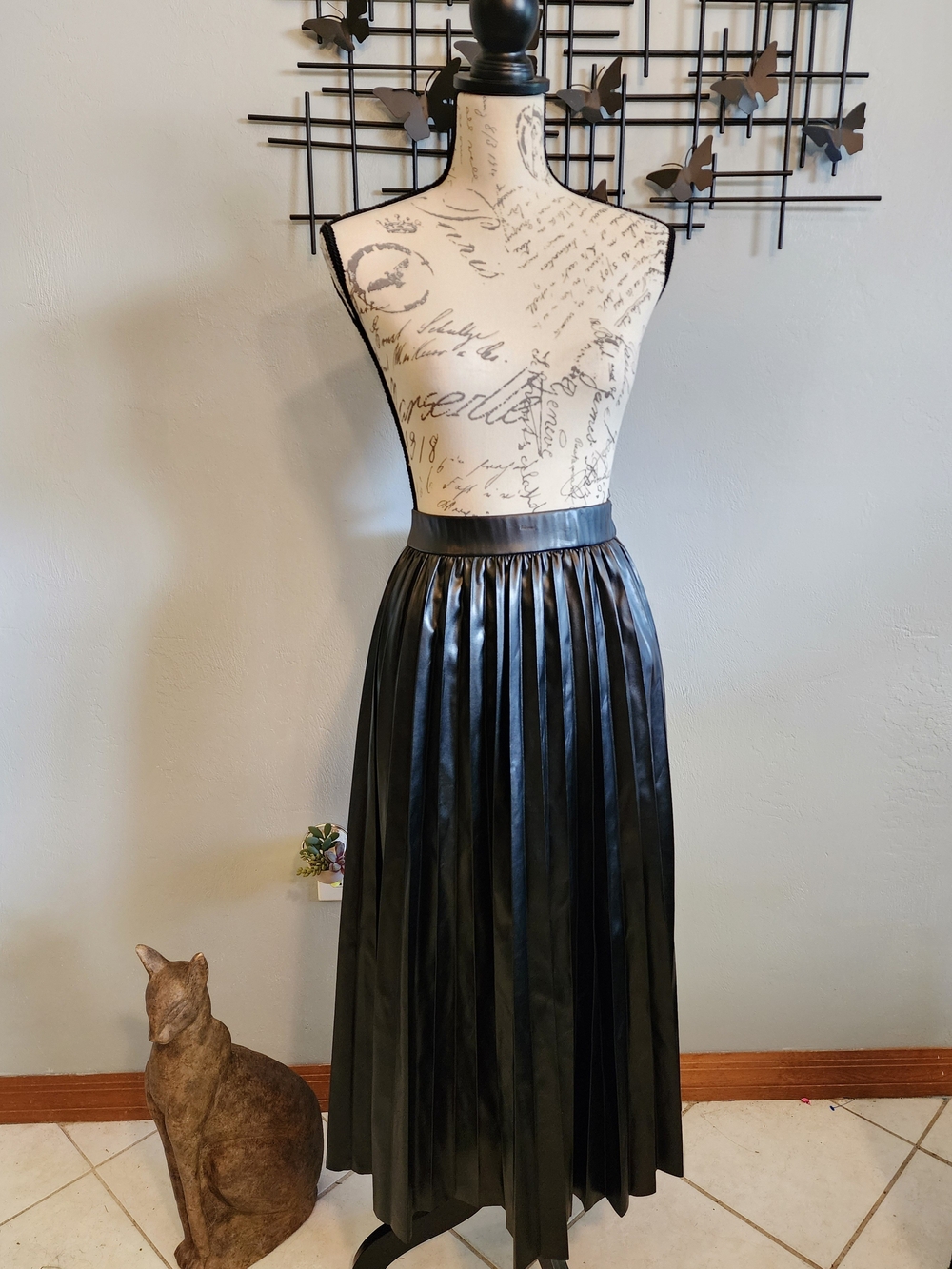Sincerely Jules Black Pleated Faux Leather Midi Skirt